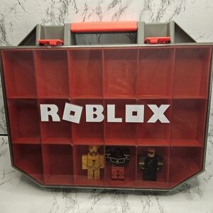 Roblox Action Figure Carrying Case& 3 Figures